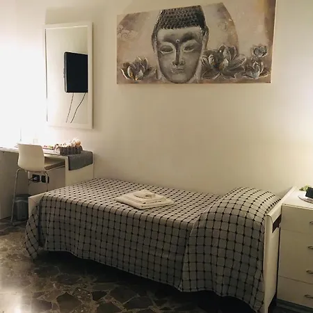 Pensión Blackboard House Bari